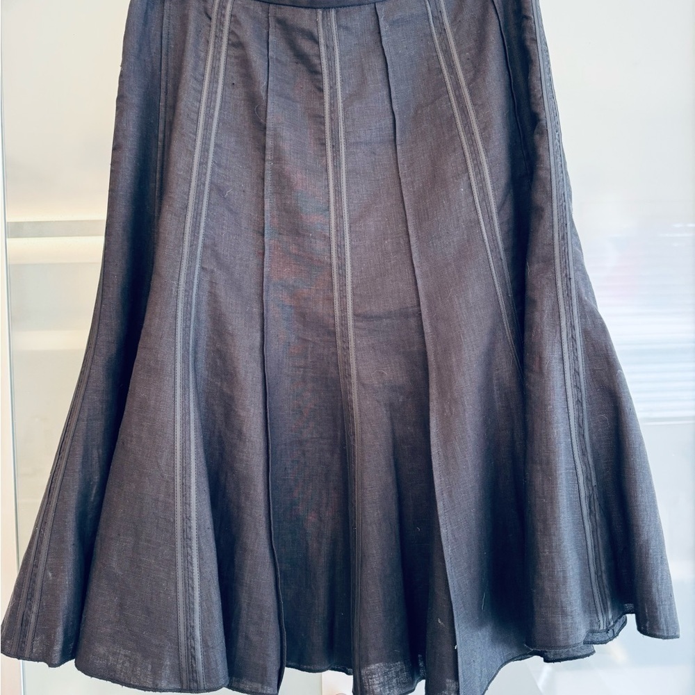 100% linen panel skirt. Fully lined